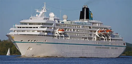 Phoenix Reisen’s Amadea to undergo engine retrofit for greener ops