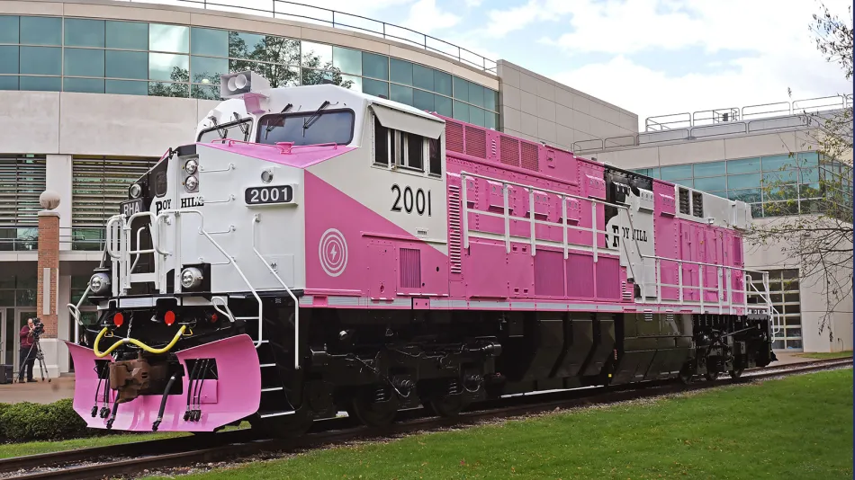 Wabtec and Roy Hill Unveil the First FLXdrive Battery Locomotive